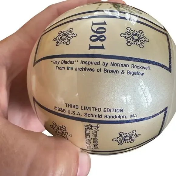 Vintage 1981 Norman Rockwell 3rd Limited Edition “Gay Blades” Christmas Ornament - Picture 2 of 2